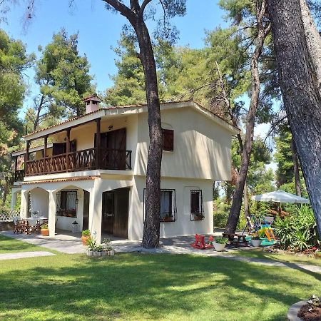 Sani Villa Of Traditional Architecture Екстериор снимка